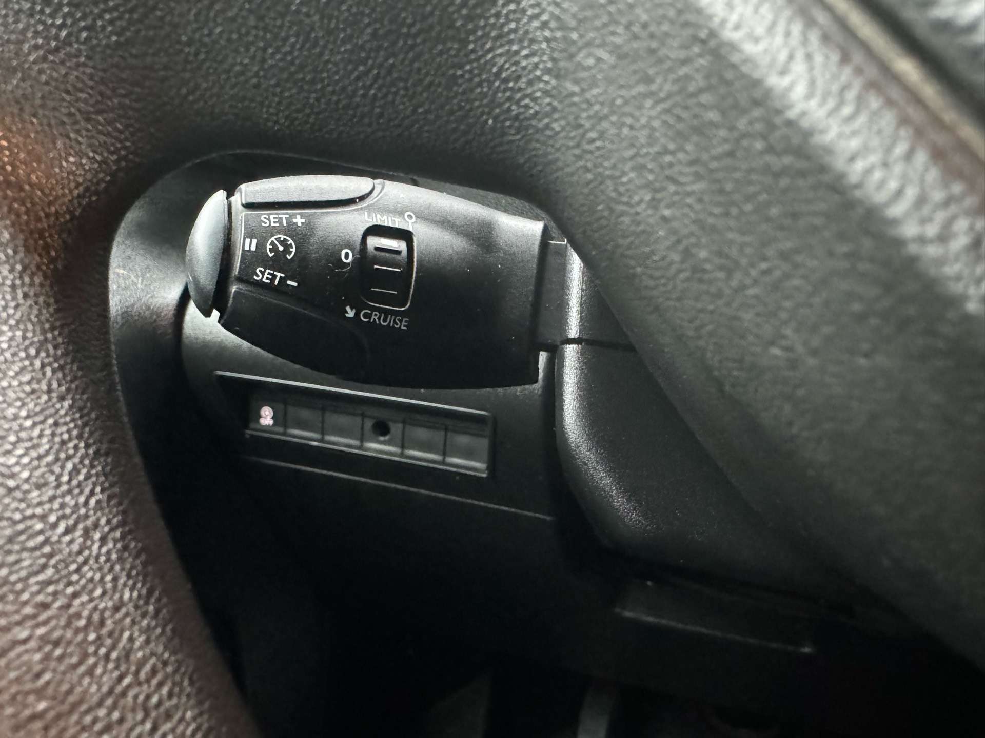 Peugeot Partner CAMERA / BLUETOOTH / REGULATEUR / TVA RECUPERABLE