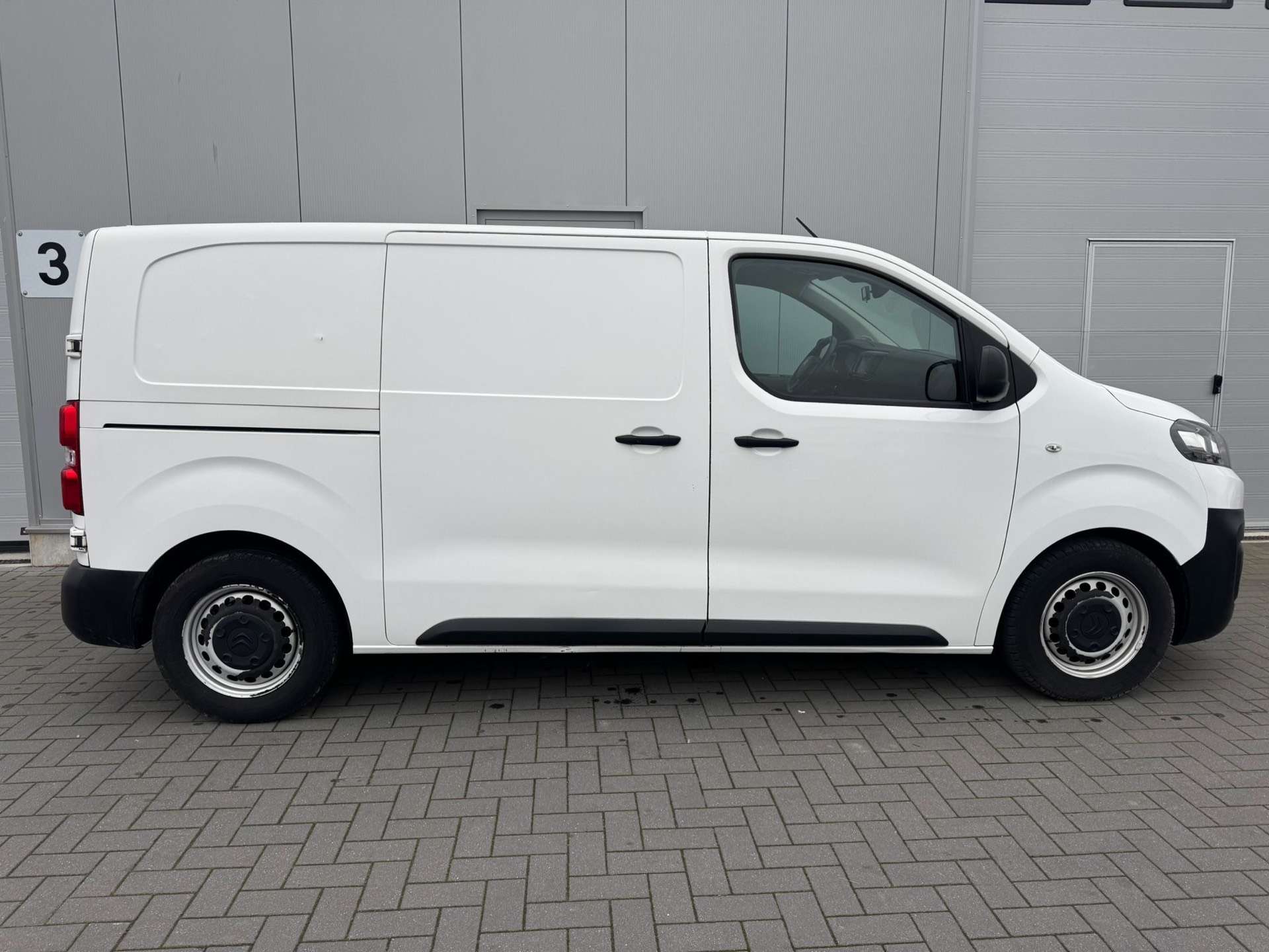Citroen Jumpy GPS // CLIM // SEMI CUIR // TVA RECUPERABLE