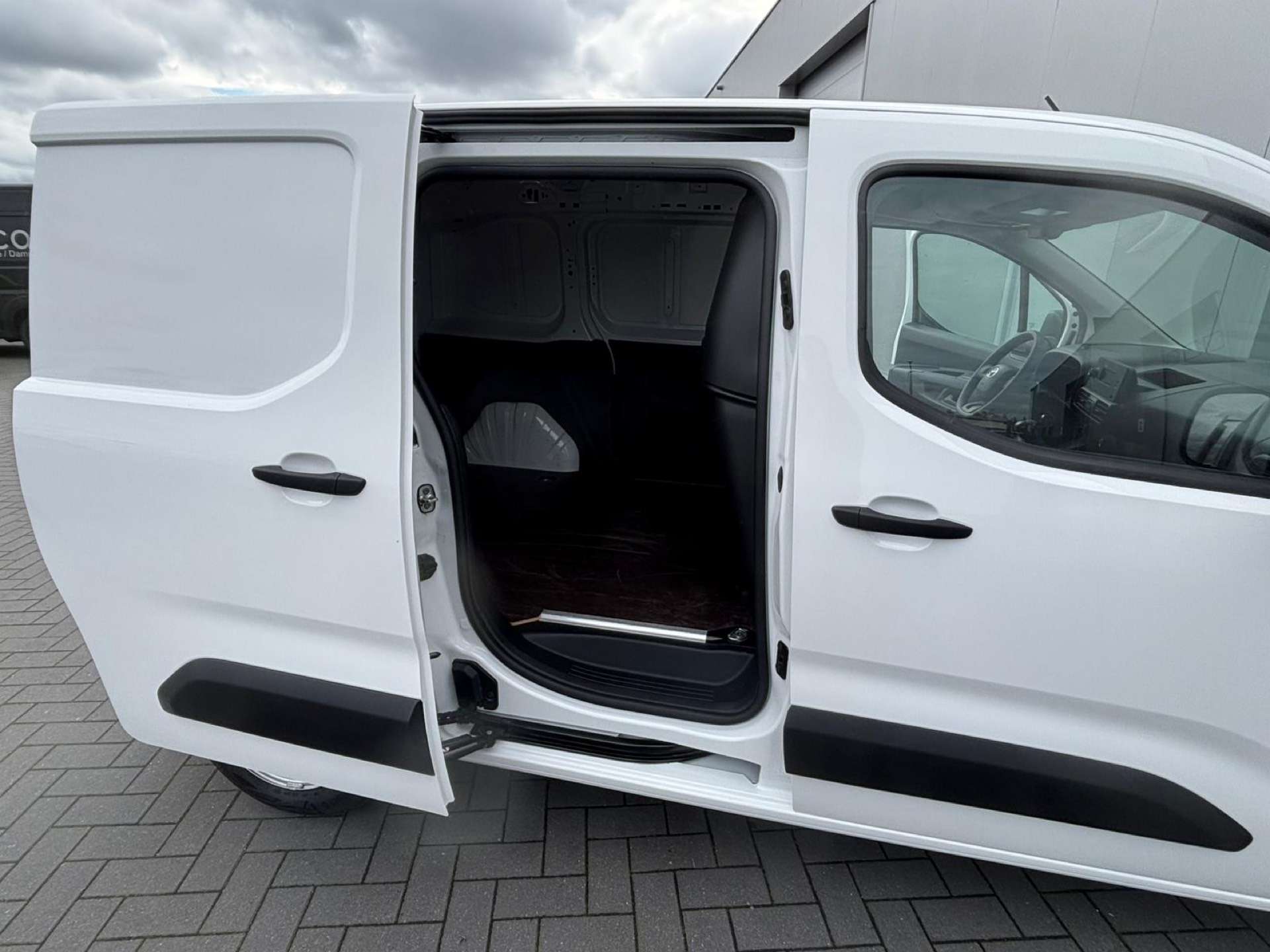 Toyota Proace City / FAIBLE KM/CLIM/ BLUETOOTH/ GARANTIE CONSTRUCTEUR