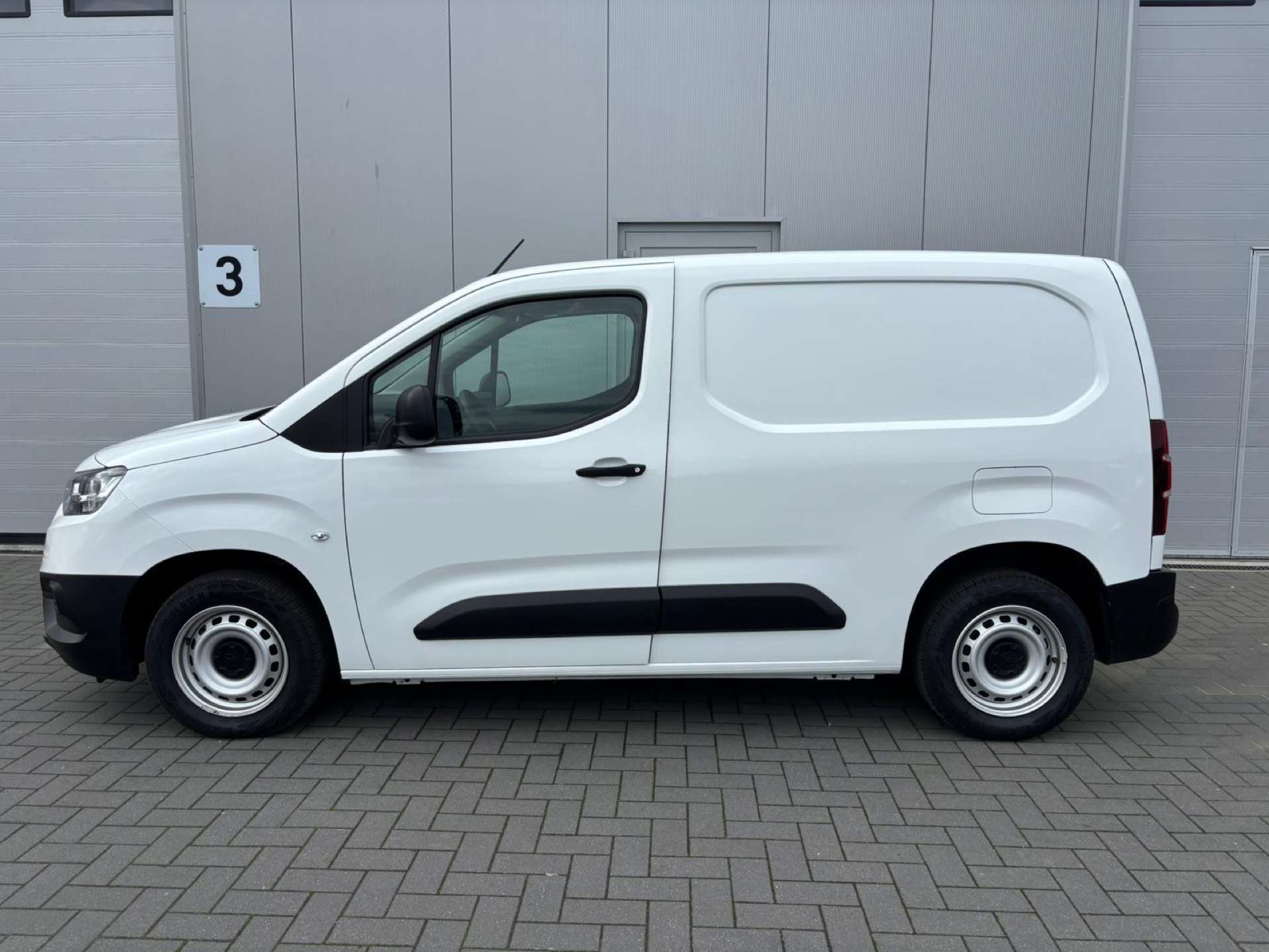 Toyota Proace City / FAIBLE KM/CLIM/ BLUETOOTH/ GARANTIE CONSTRUCTEUR