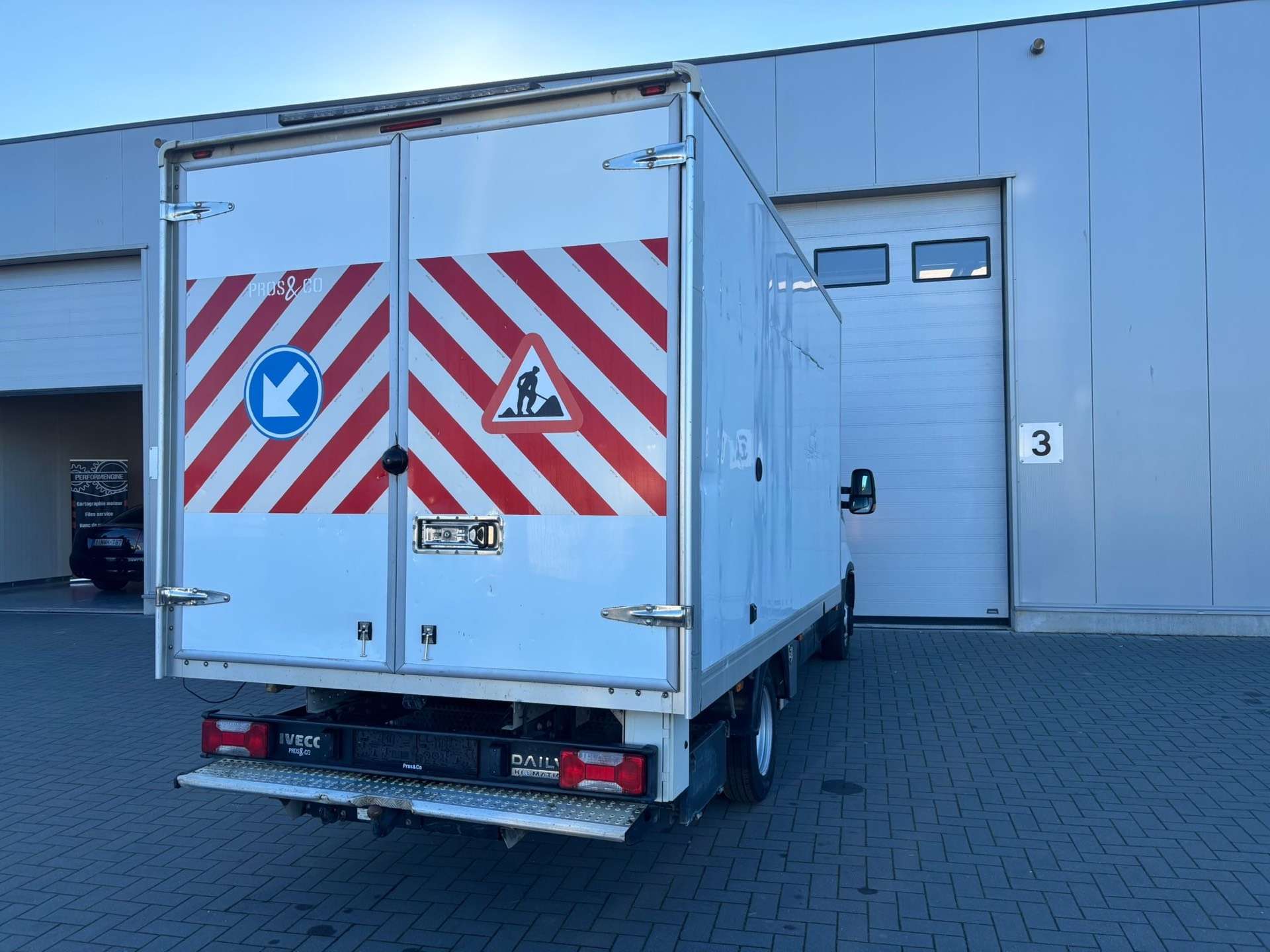 Iveco Daily // BOITE AUTO // TVA DEDUCTIBLE // 1 ER MAIN