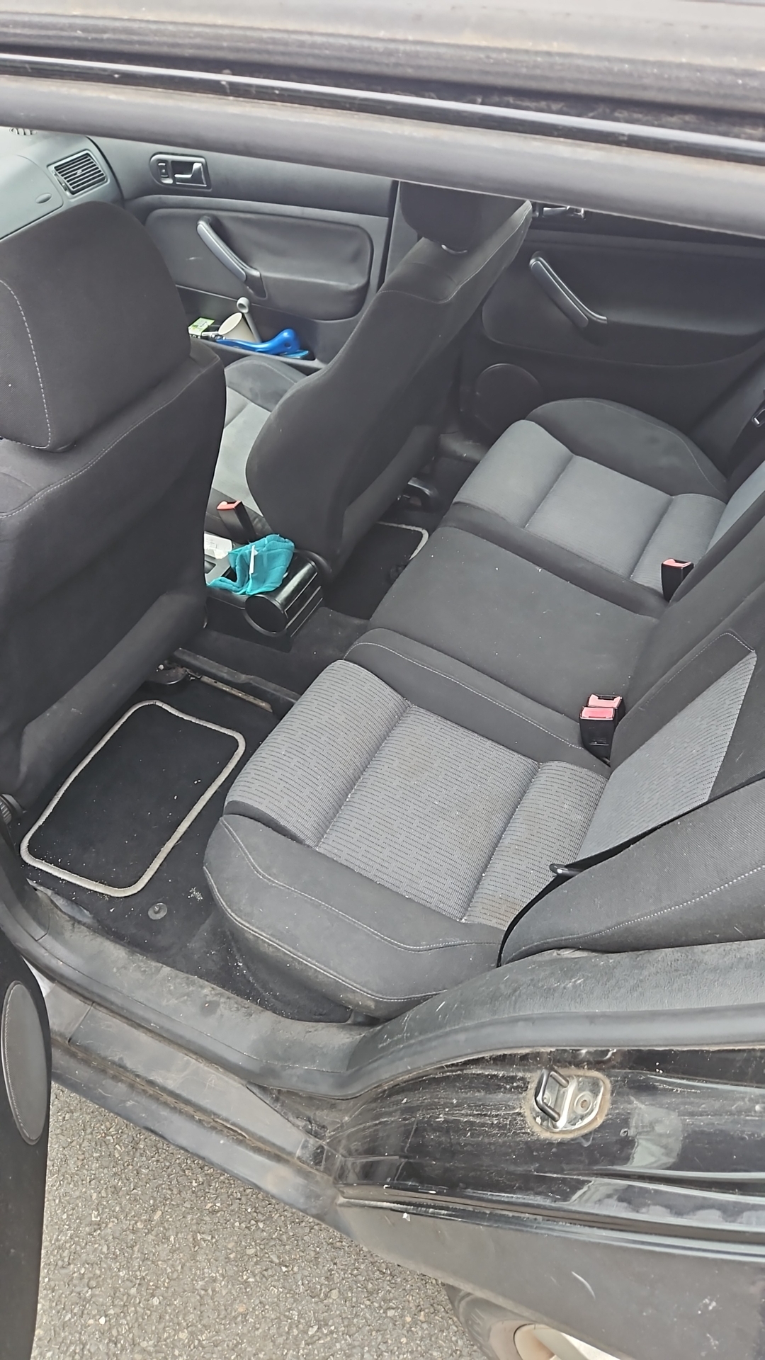 Volkswagen Golf V 1.9 TDI 105 CARAT 3P