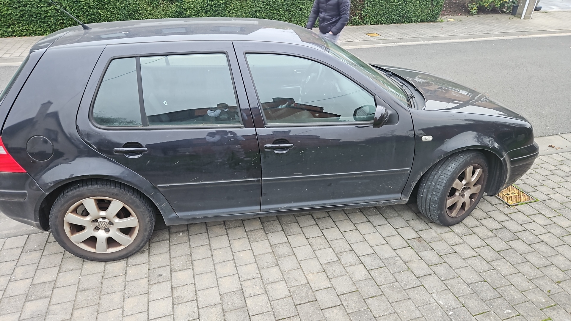 Volkswagen Golf V 1.9 TDI 105 CARAT 3P