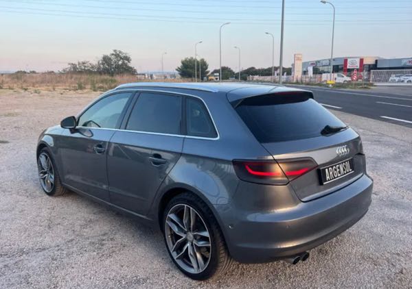 Audi A3 SPORTBACK 2.0 TDI 150 S&S BV6 ATTRACTION
