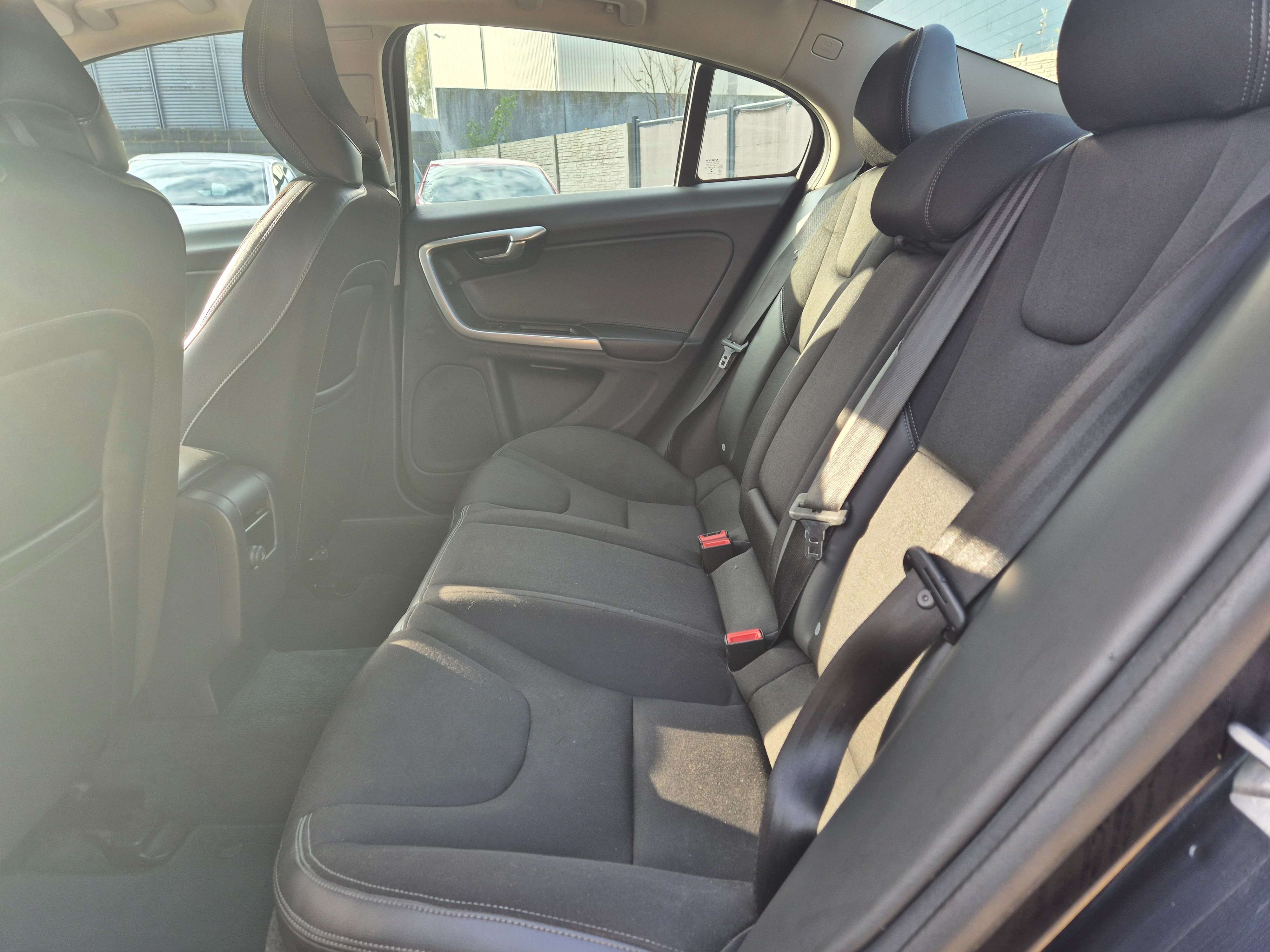 Volvo S60 2.0 D2 Kinetic//GPS/CLIM/USB/GARANTIE 12 MOIS