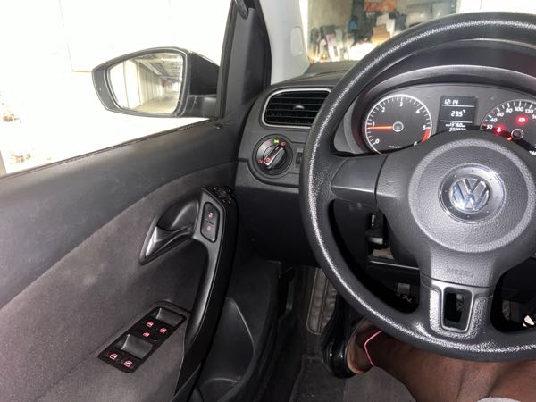 Volkswagen Polo V (2) 1.4 TDI 75 BLUEMOTION TECHNOLOGY BEATS AUDIO 5P
