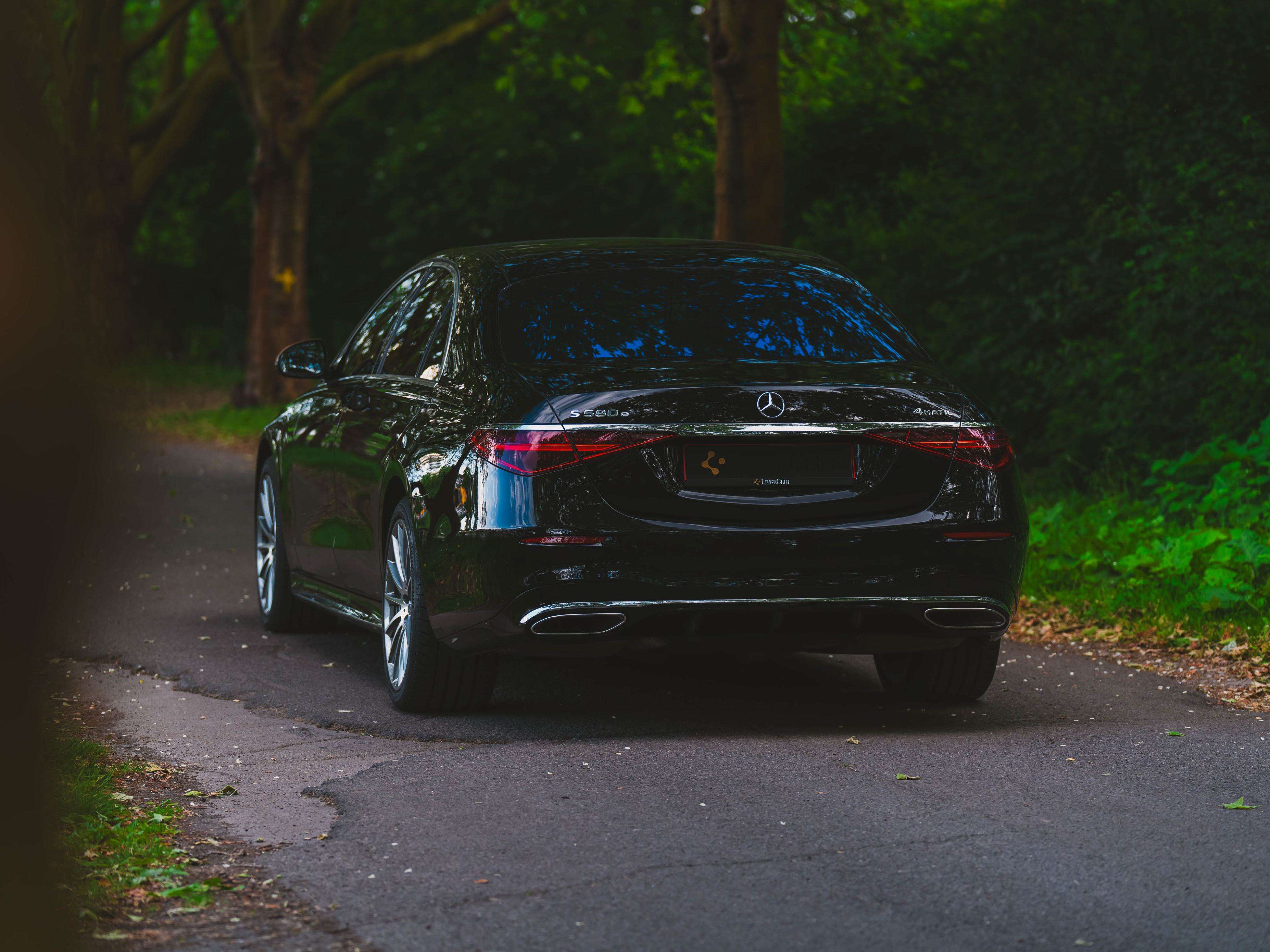 Mercedes-Benz S 580 Long e 4-Matic PHEV (375 kW)