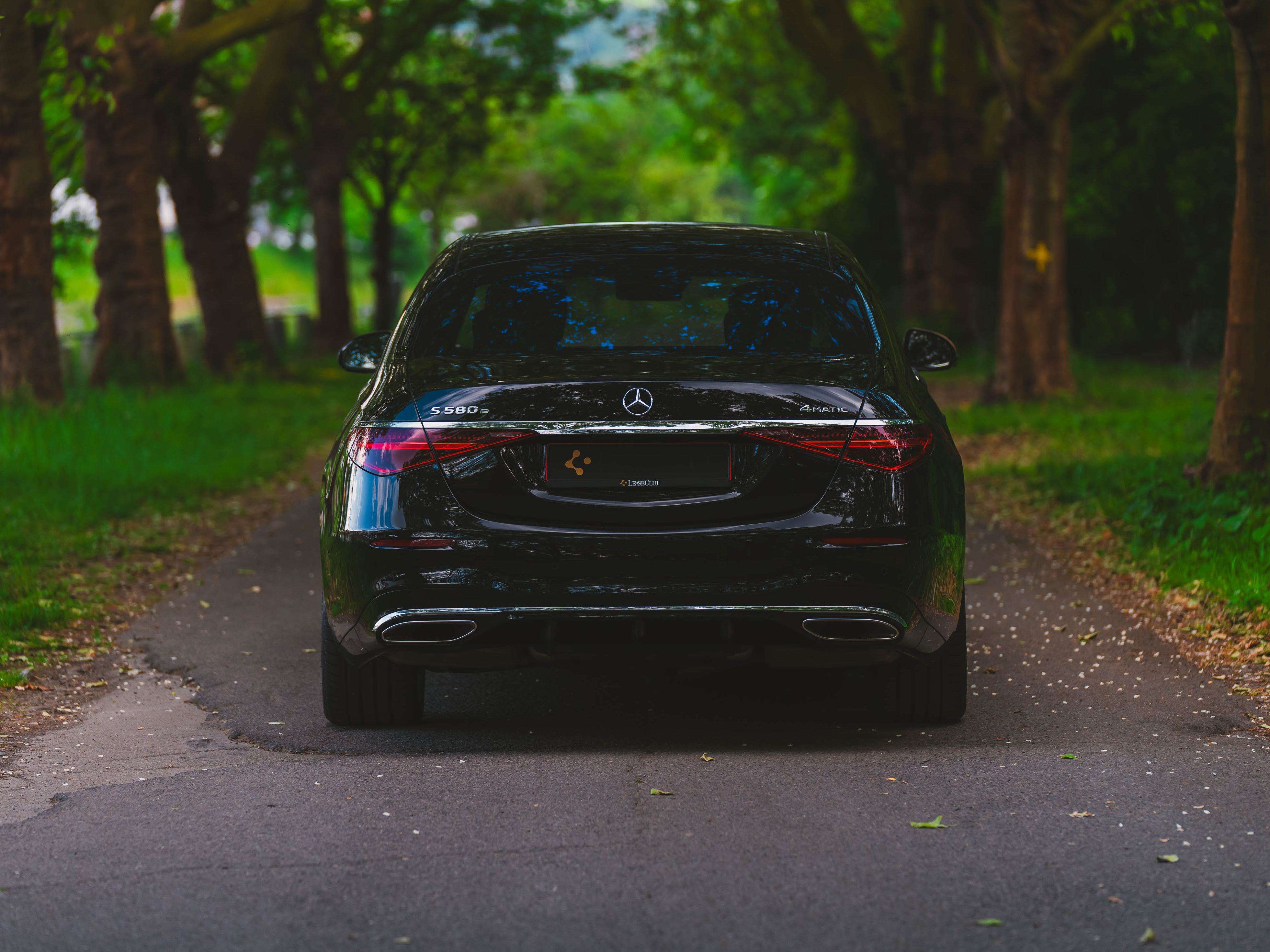 Mercedes-Benz S 580 Long e 4-Matic PHEV (375 kW)