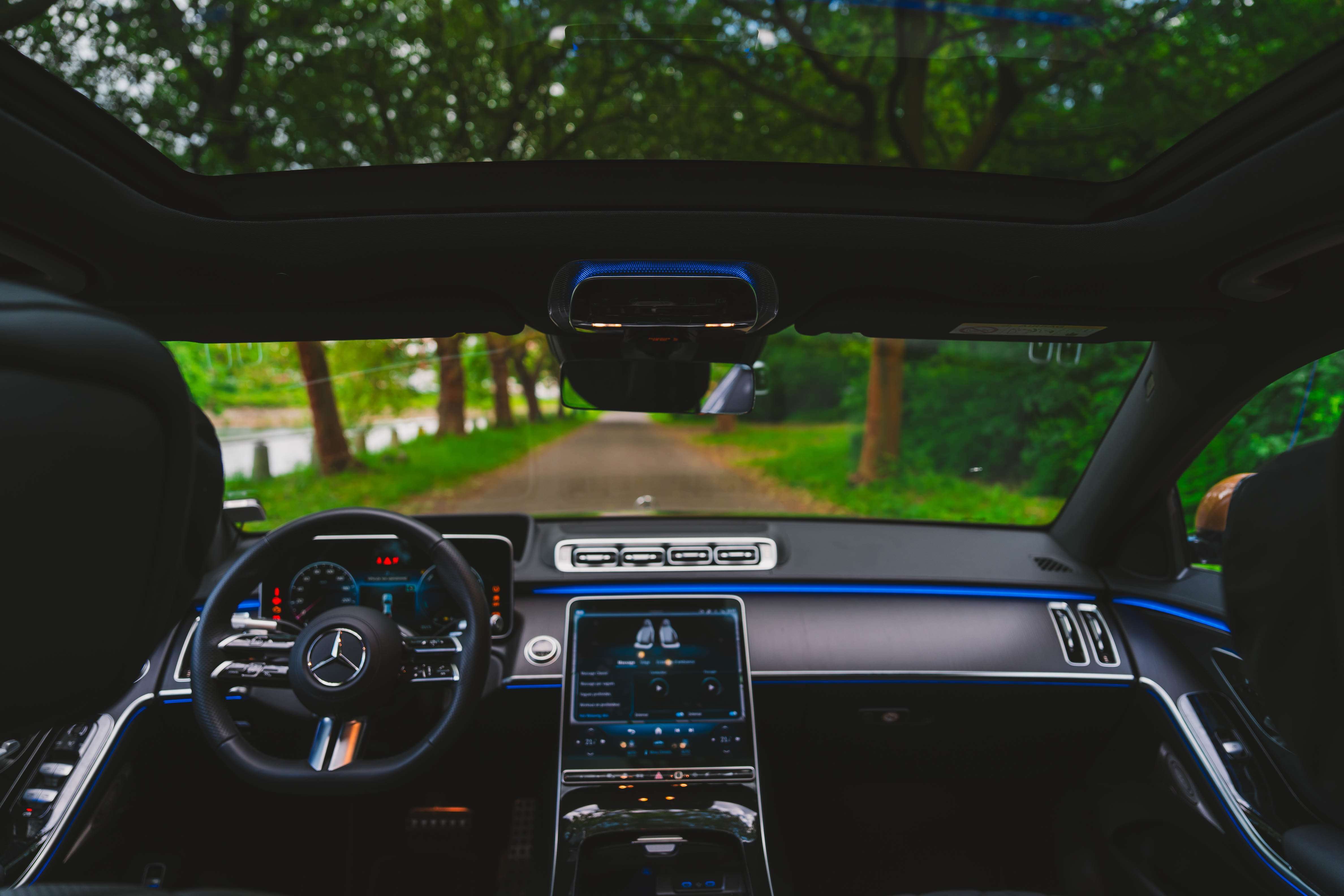 Mercedes-Benz S 580 Long e 4-Matic PHEV (375 kW)