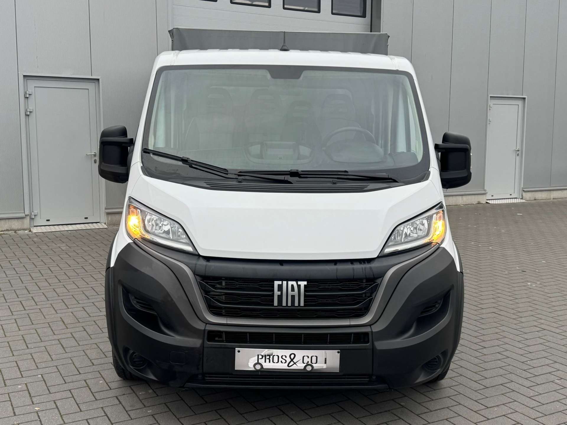 Fiat Ducato 7 PLACES/ CAISSE BACHE/ TVA RECUPERABLE/ 1ERE MAIN