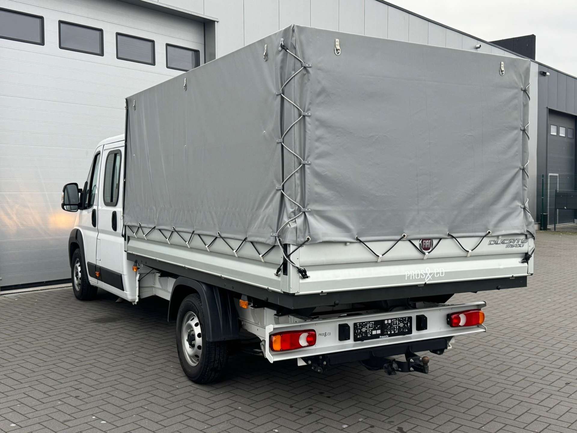 Fiat Ducato 7 PLACES/ CAISSE BACHE/ TVA RECUPERABLE/ 1ERE MAIN