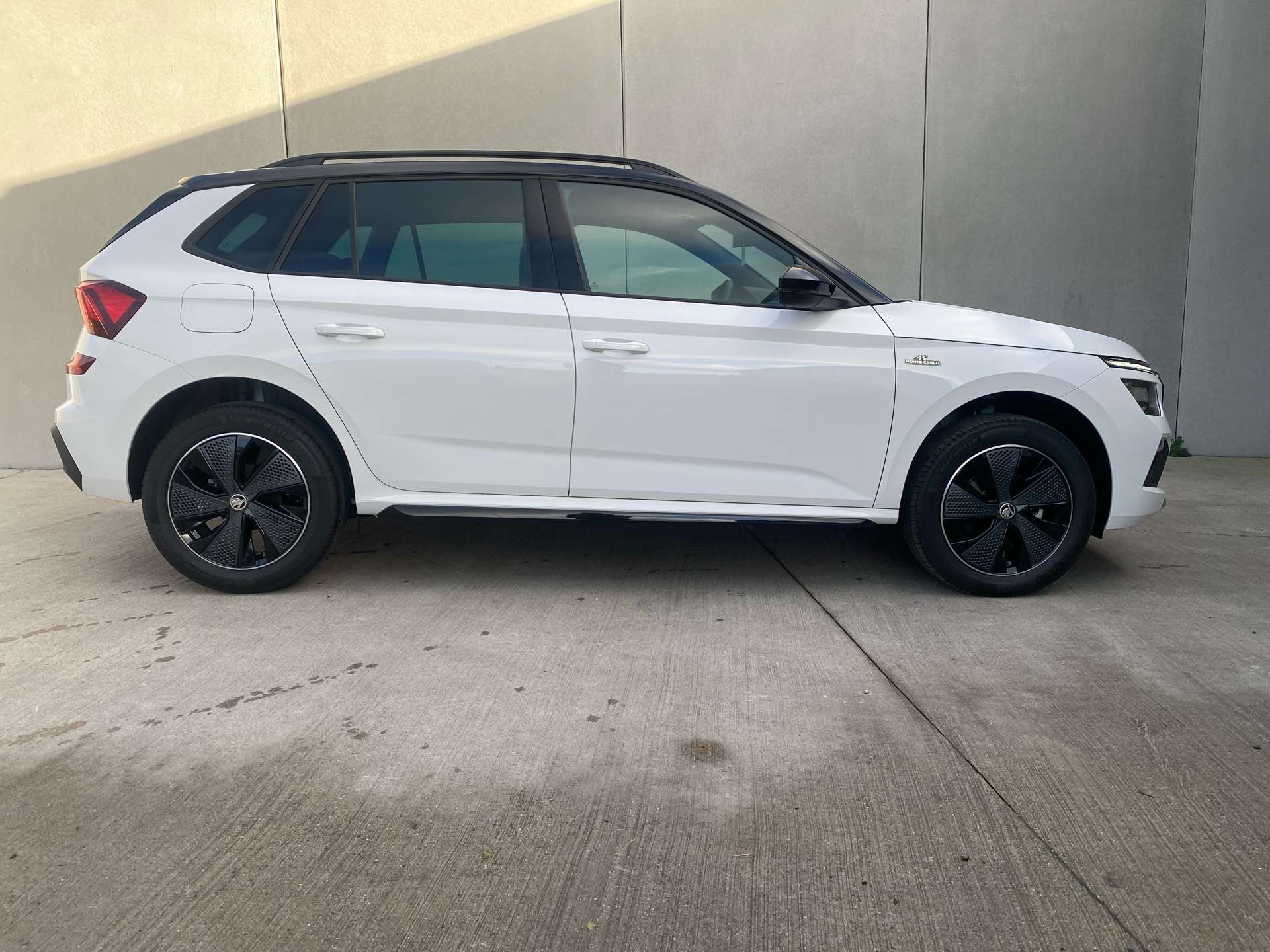 Skoda Kamiq 1.0 TSI Monte Carl/CLIM/LEDS/LINE ASSIST/TOIT PANO