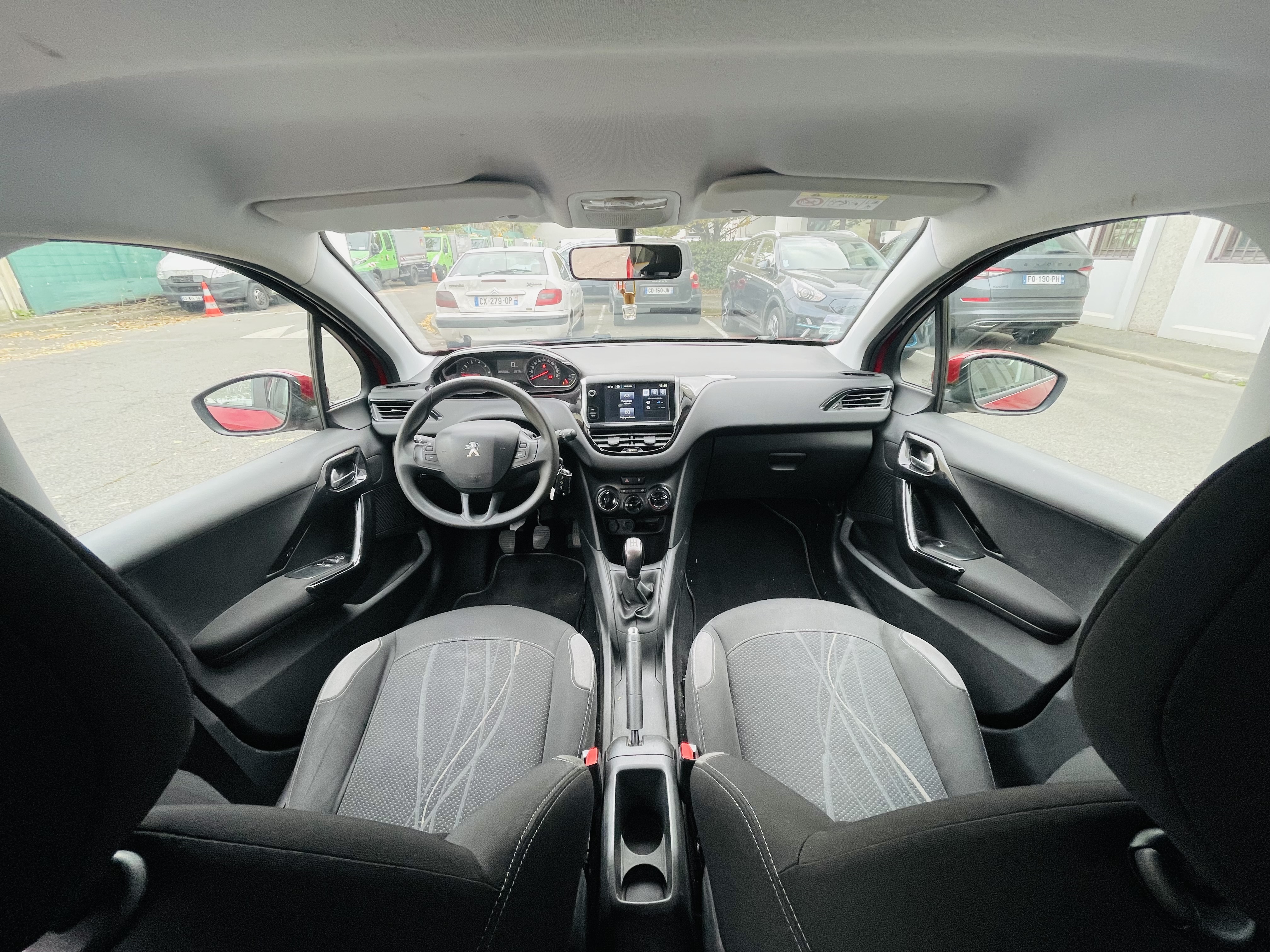 Peugeot 208 1.2 PURETECH 82 ACTIVE 5P