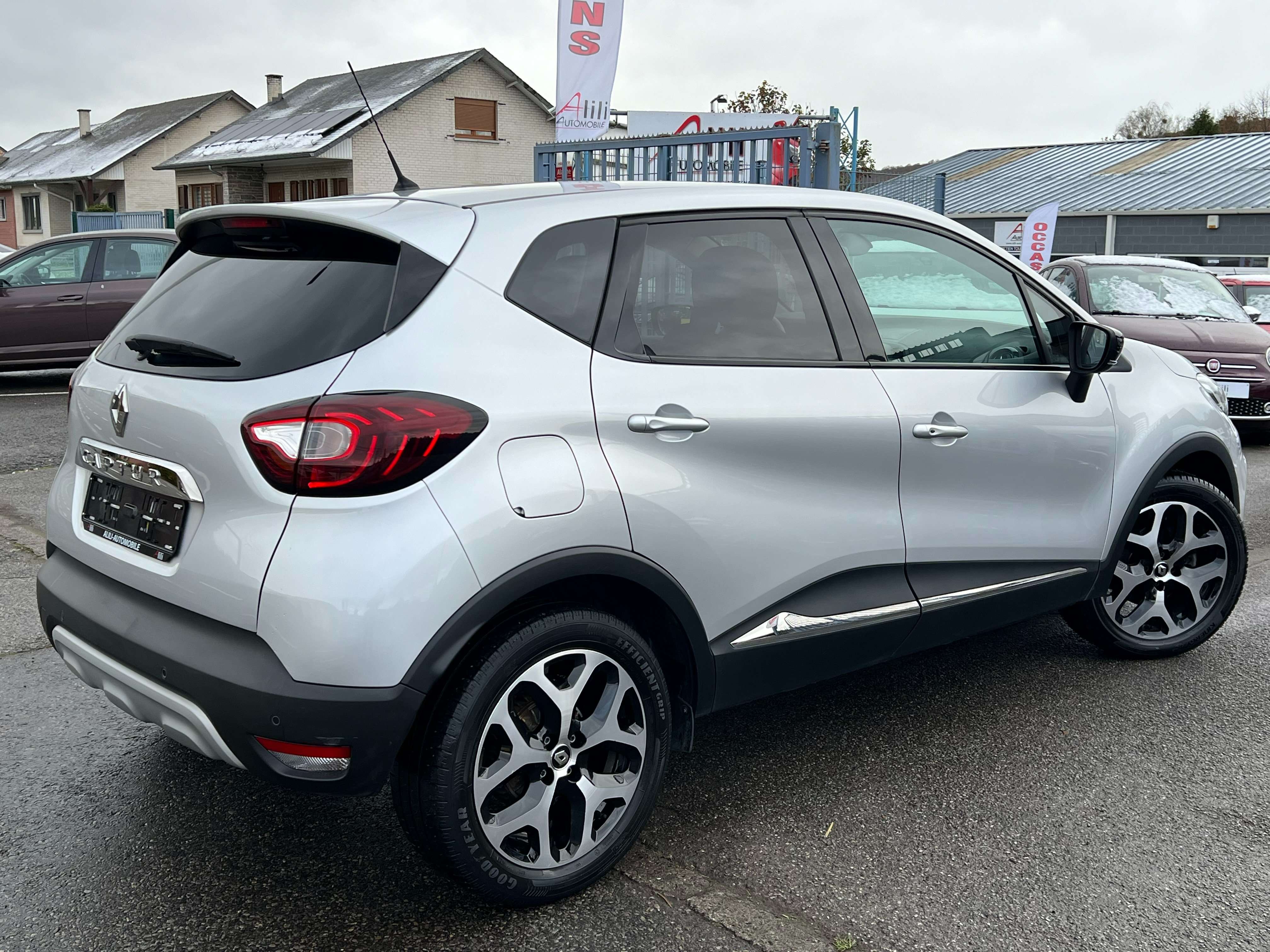 Renault Captur 1.33 TCe*Red-Edition*Boite*Auto*Gps*Led*Garantie*