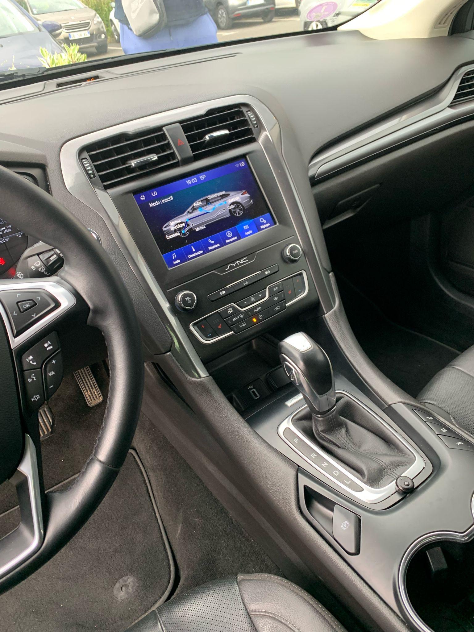 Ford Mondeo III 2.3 160 GHIA X BVA6 4P