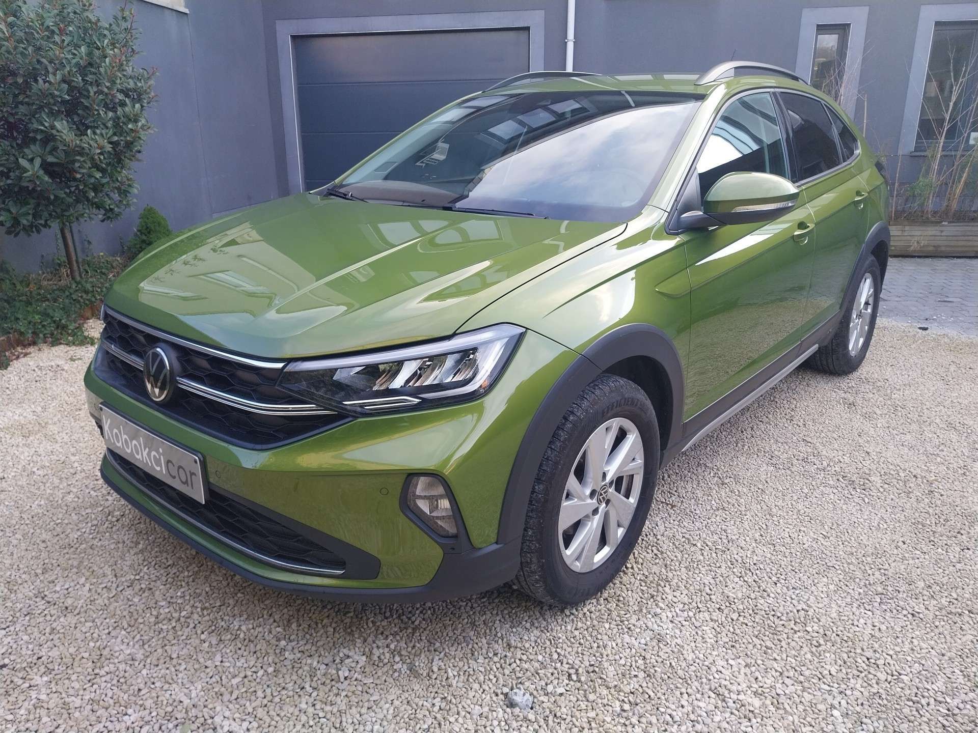 Volkswagen Taigo 1.0 TSI Life - Crossover Premium Faible KM - Garantie 12 Mois avec Entretien Effectué - Dispo Rapide - Zone LEZ 12/2034