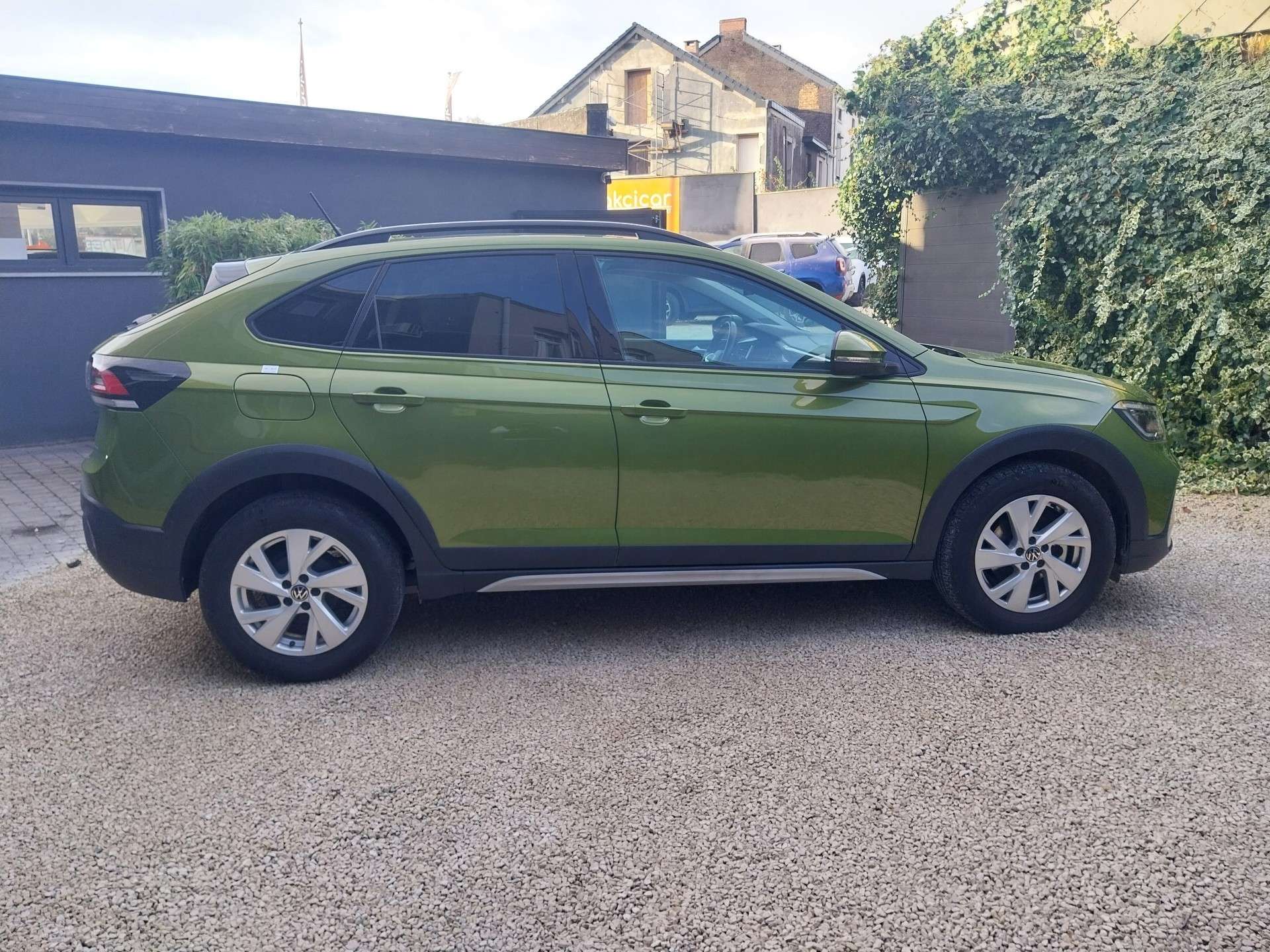 Volkswagen Taigo 1.0 TSI Life - Crossover Premium Faible KM - Garantie 12 Mois avec Entretien Effectué - Dispo Rapide - Zone LEZ 12/2034