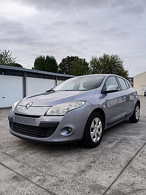 Renault Megane III 1.5 DCI 90 FAP AUTHENTIQUE