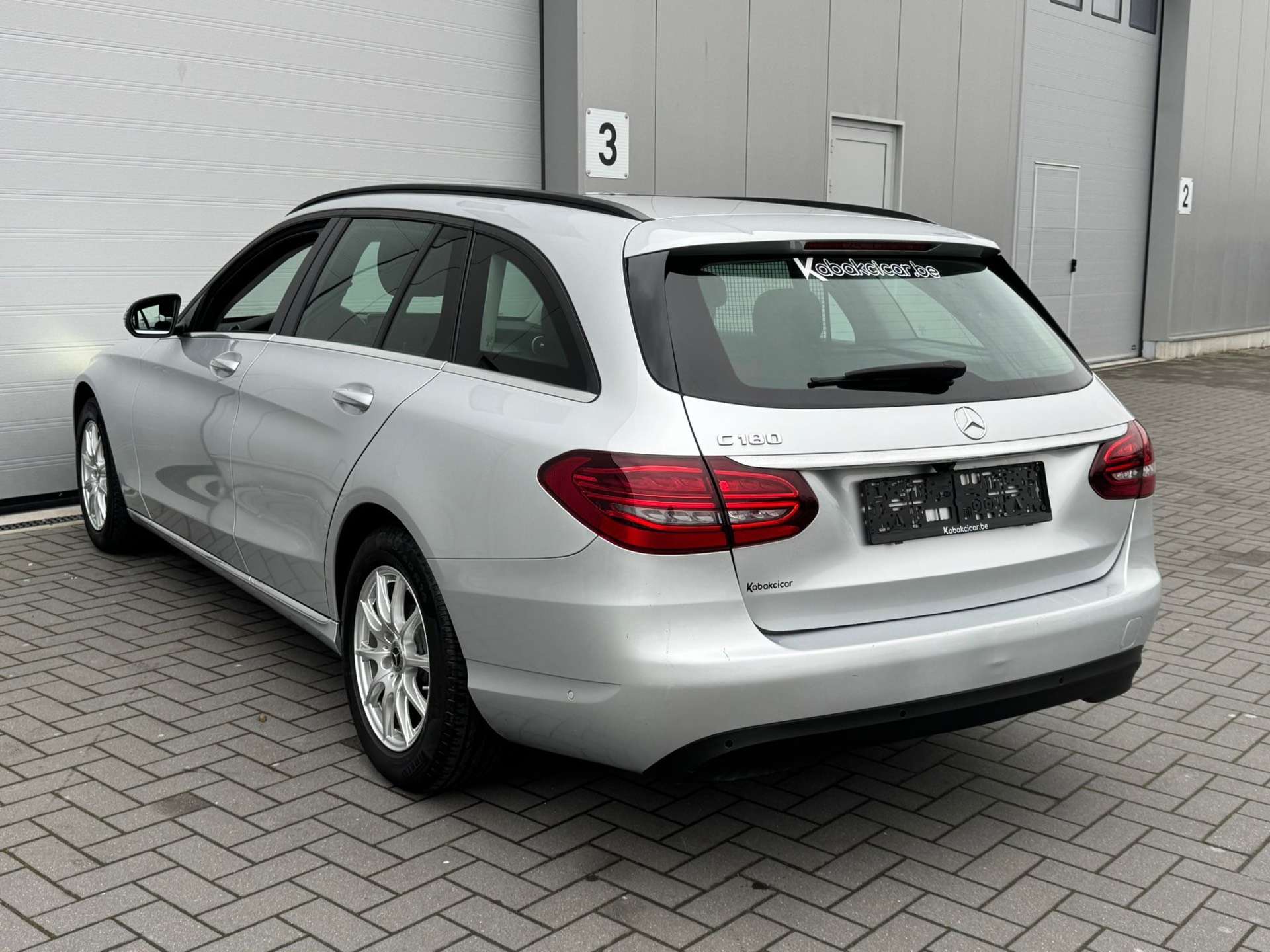 Mercedes-Benz C 180 Business Solution //  TOIT OUVRANT // 1 ER MAIN