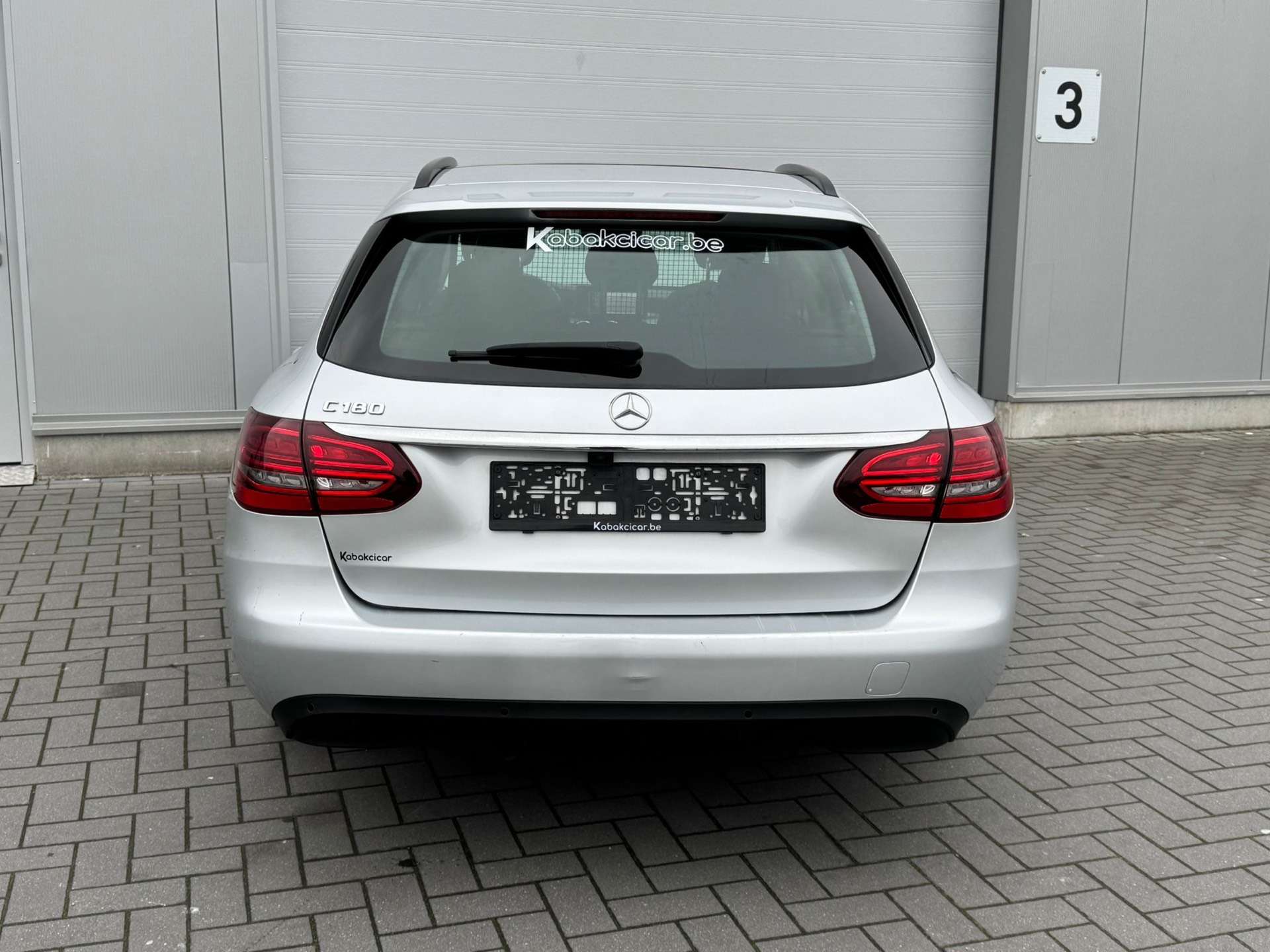 Mercedes-Benz C 180 Business Solution //  TOIT OUVRANT // 1 ER MAIN