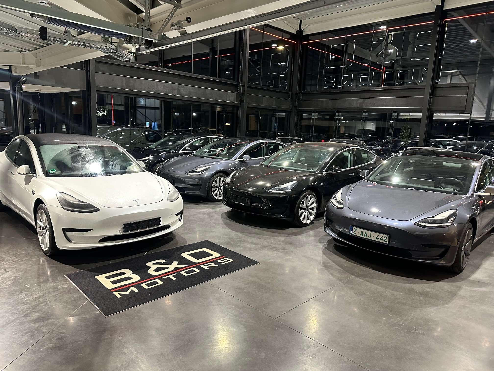 Tesla Model 3 50 kWh SR+ , 18.925 +BTW ,Garant. tot 10/2028