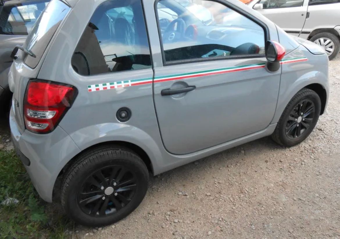 BELLIER b8 italia (voiture sans permis) Véhicule Neuve