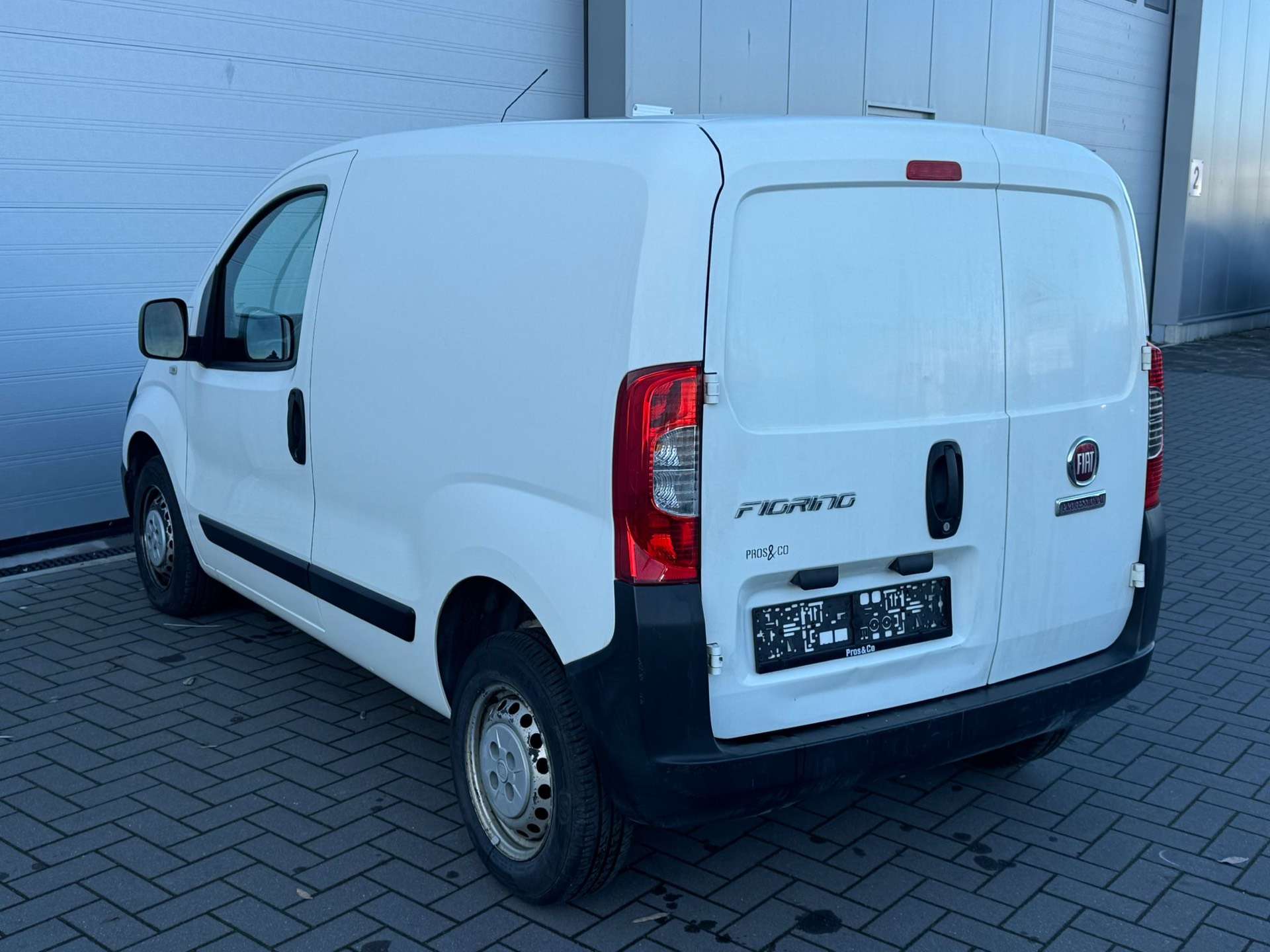 Fiat Fiorino // GPS // CLIM // TVA RECUPERABLE // PORTE LATERAL