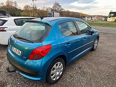 Peugeot 207 1.6 HDI 16V 90 EXECUTIVE 5P