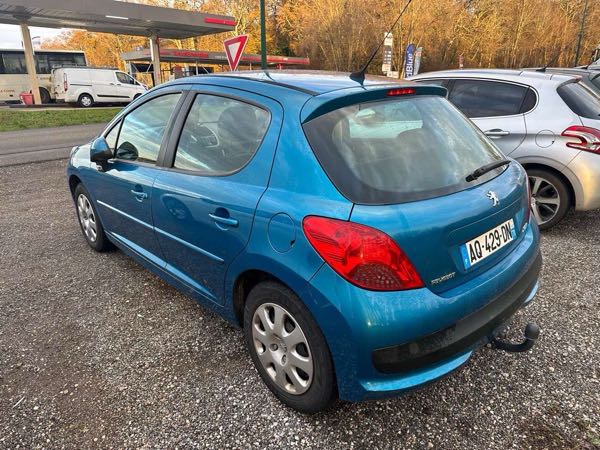 Peugeot 207 1.6 HDI 16V 90 EXECUTIVE 5P