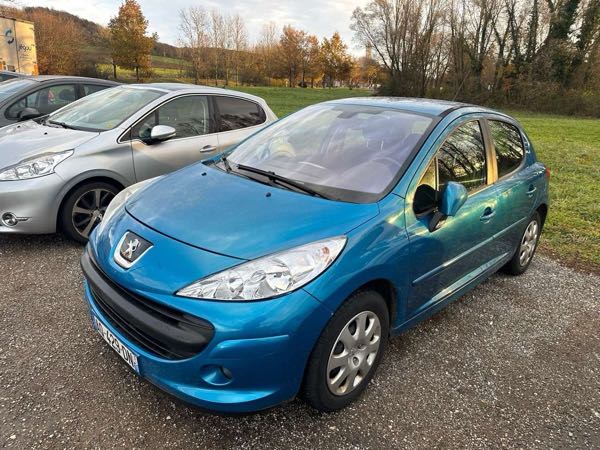 Peugeot 207 1.6 HDI 16V 90 EXECUTIVE 5P