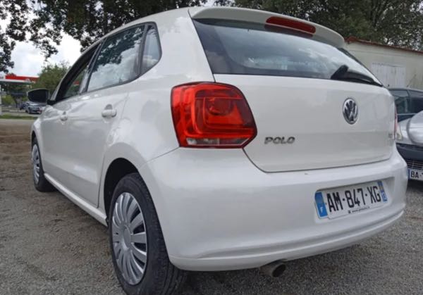 Volkswagen Polo V (2) 1.4 TDI 90 BLUEMOTION TECHNOLOGY CONFORTLINE 5P