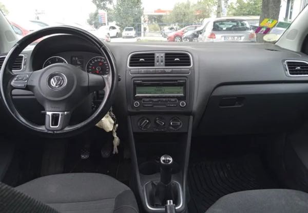 Volkswagen Polo V (2) 1.4 TDI 90 BLUEMOTION TECHNOLOGY CONFORTLINE 5P