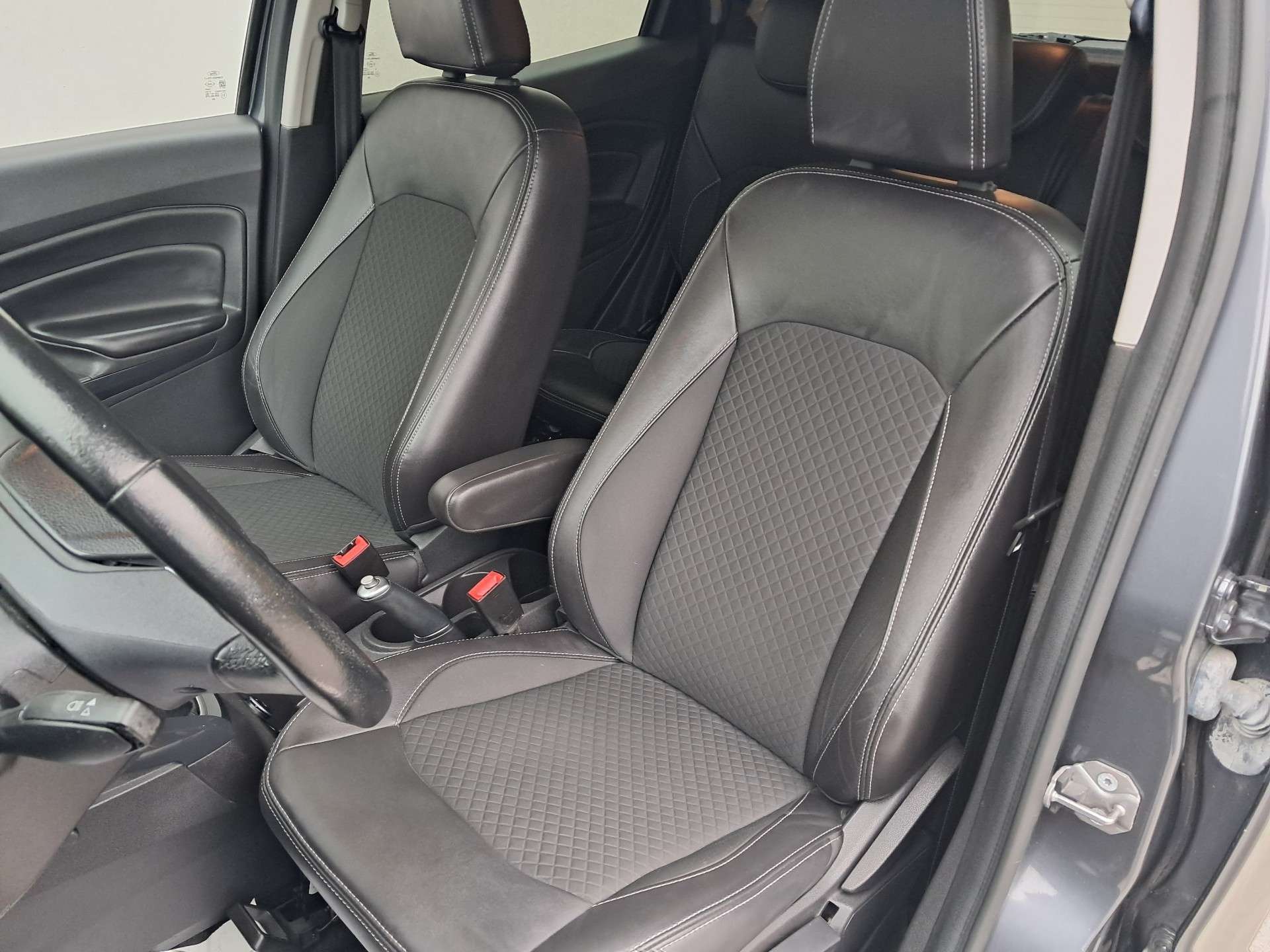 Ford EcoSport 1.0 EcoBoost 4x2 Titanium/RADAR ARR/CLIM/GARANTIE!