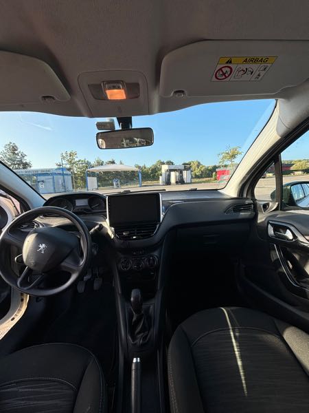 Peugeot 208 (2) 1.6 BLUEHDI 75 ACTIVE 3P