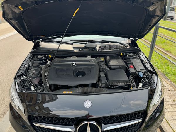 Mercedes-Benz Classe A III (2) 180 D INSPIRATION 7G-DCT