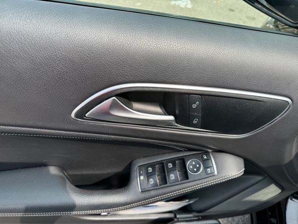 Mercedes-Benz Classe A III (2) 180 D INSPIRATION 7G-DCT