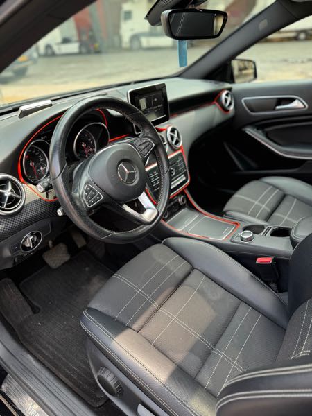 Mercedes-Benz Classe A III (2) 180 D INSPIRATION 7G-DCT