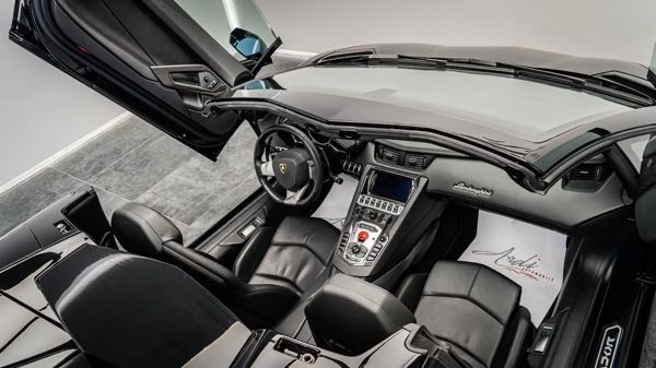 Lamborghini Aventador 6.5i V12 LP700-4*CARBON*LIFT*CAMERA AR*GPS*XENON*