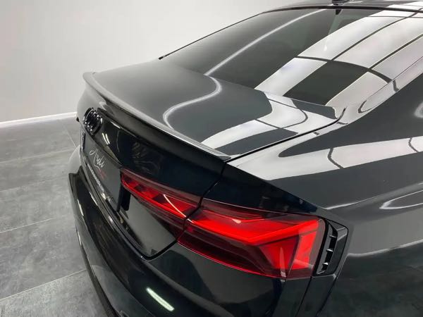 Audi RS5 2.9 V6 TFSI Quattro Tiptronic*MILLTEK*CARBON*