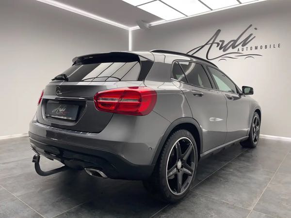 Mercedes-Benz Gla 220 d 4-Matic*PACK AMG*CAMERA*LED*1ER PROP*GARANTIE*