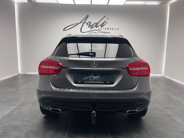Mercedes-Benz Gla 220 d 4-Matic*PACK AMG*CAMERA*LED*1ER PROP*GARANTIE*