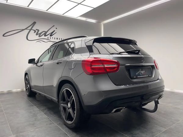 Mercedes-Benz Gla 220 d 4-Matic*PACK AMG*CAMERA*LED*1ER PROP*GARANTIE*