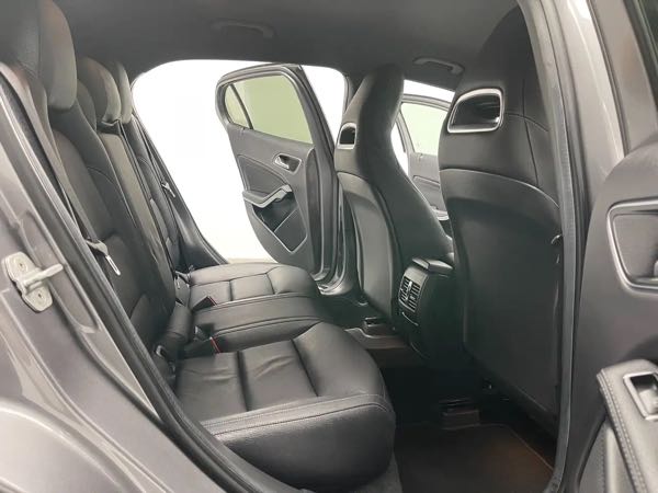 Mercedes-Benz Gla 220 d 4-Matic*PACK AMG*CAMERA*LED*1ER PROP*GARANTIE*
