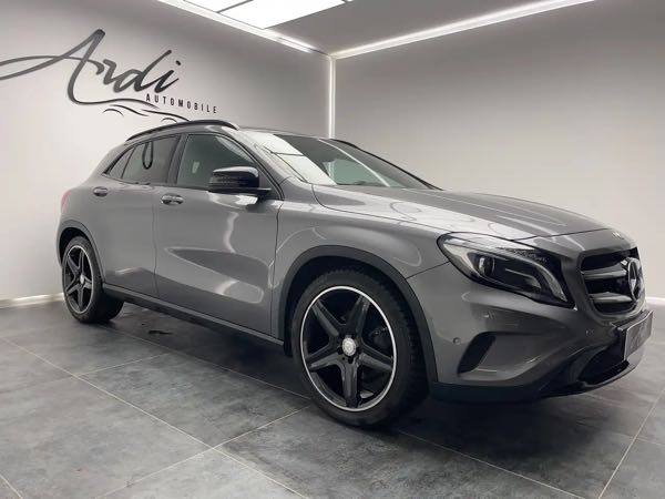 Mercedes-Benz Gla 220 d 4-Matic*PACK AMG*CAMERA*LED*1ER PROP*GARANTIE*