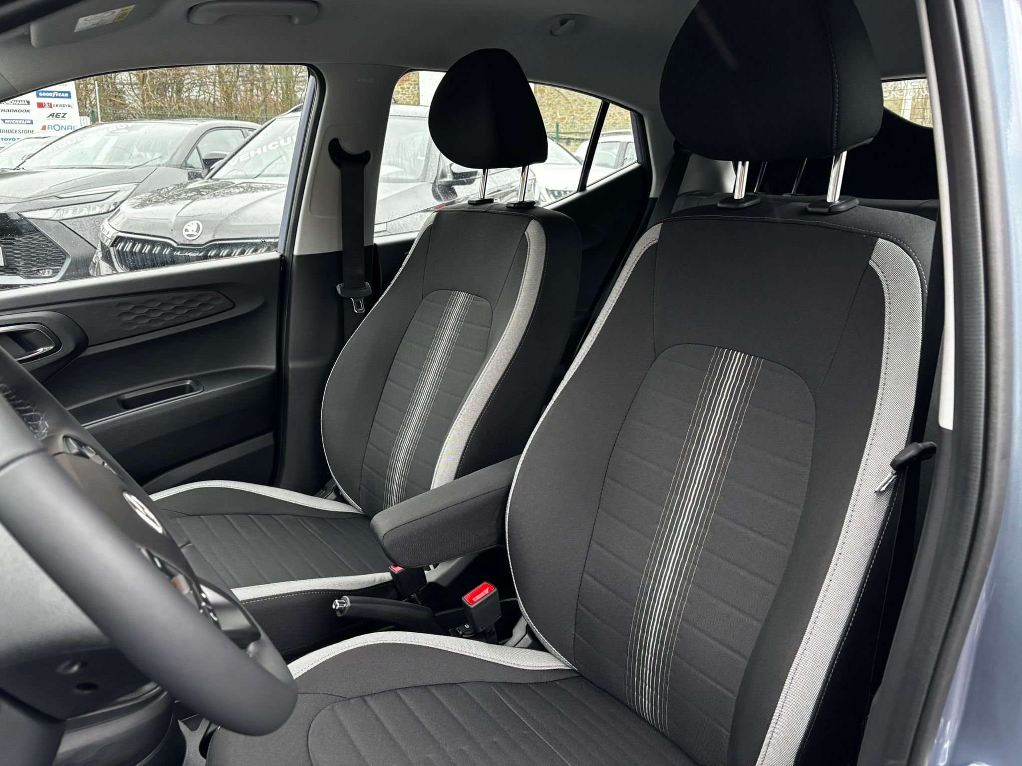 Hyundai i10 1.0i 63cv/V.N 10KMS