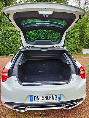 Ds 5 (2) 2.0 HDI 160 BE CHIC BV6