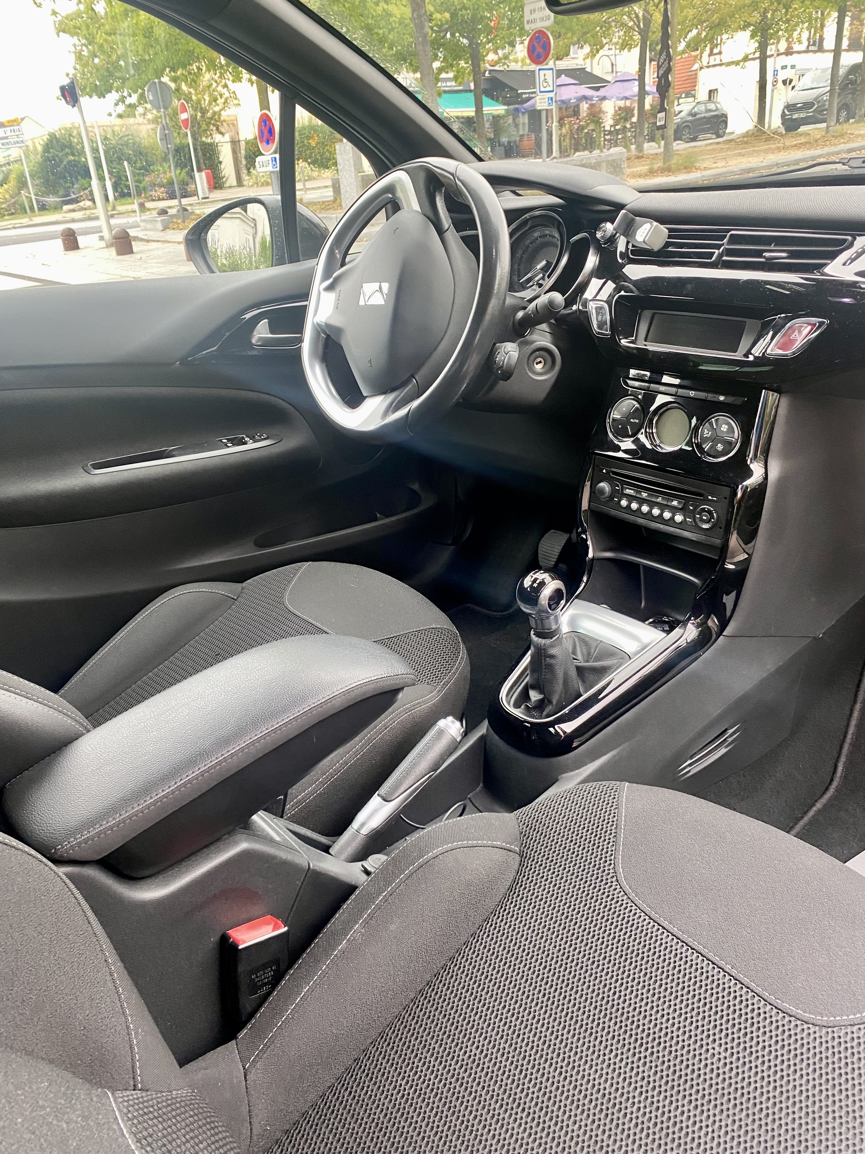 Ds 3 (2) CABRIOLET 1.6 E-HDI 90 SO CHIC