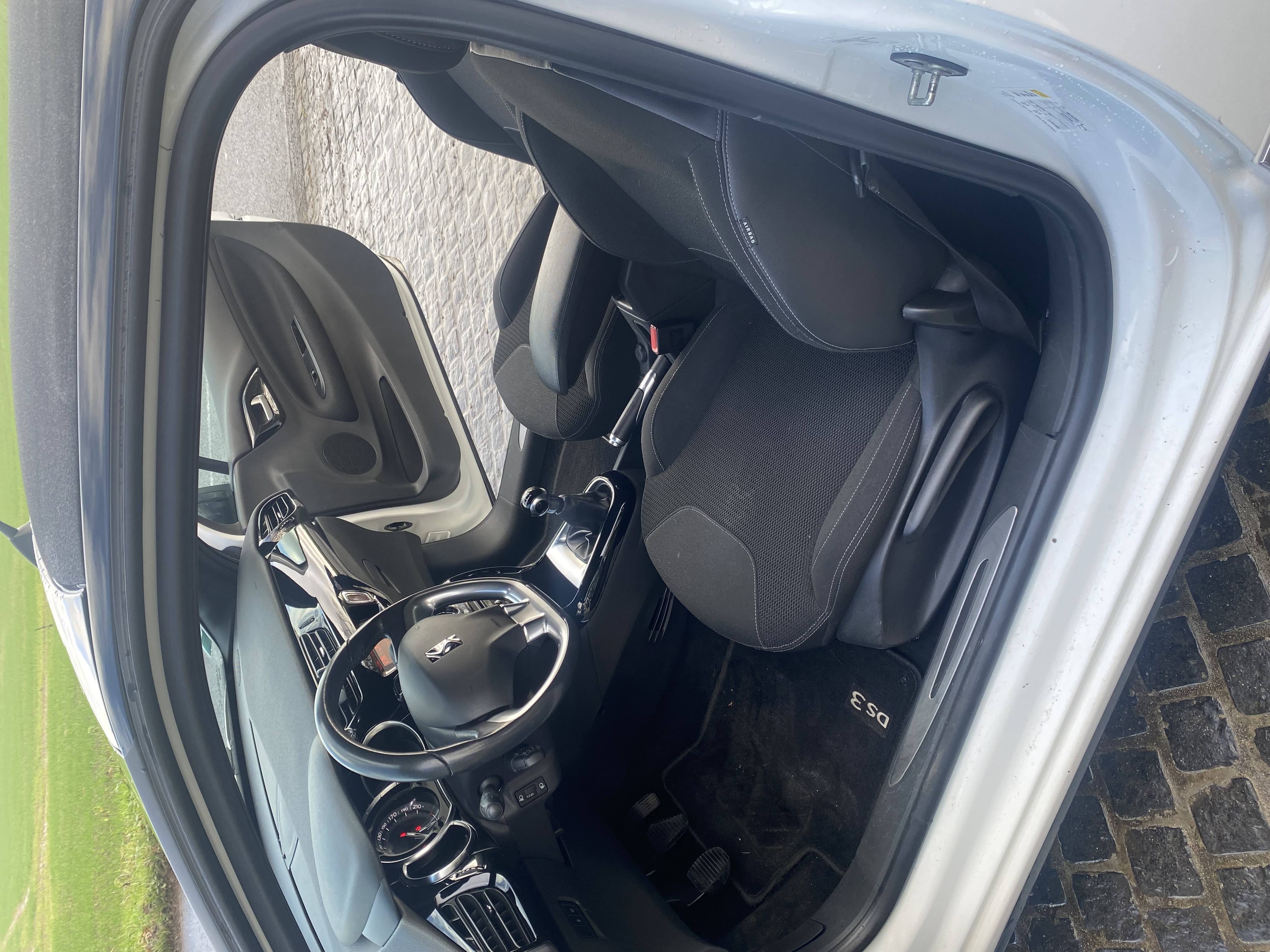 Ds 3 (2) CABRIOLET 1.6 E-HDI 90 SO CHIC
