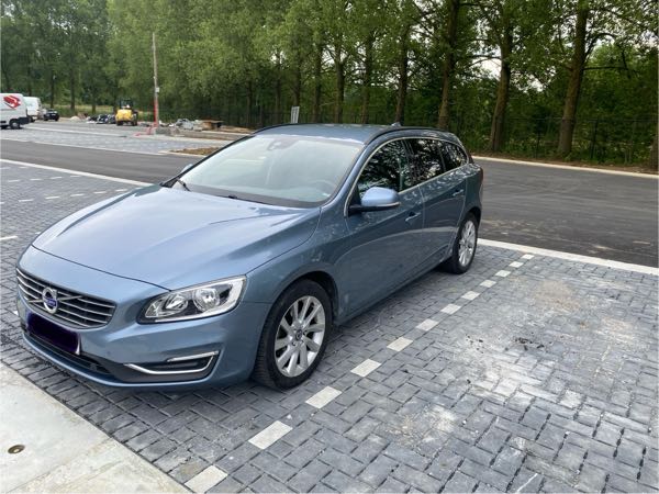 Volvo V60 (2) D3 150 SUMMUM