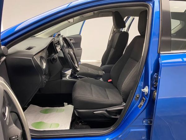 Toyota Auris 1.4 D-4D *GARANTIE 12 MOIS*CAMERA AR*AIRCO*